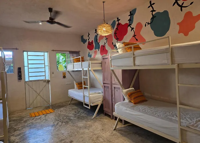 Hostel Valladolid 48