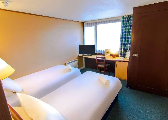 The Beacon Hotel, Cardiff City Centre, Part Of The Ag Collection
