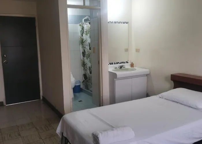 Casa de huéspedes: Roof Hostel