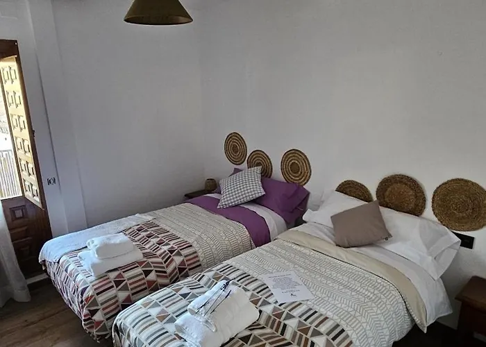 Hostal Altajo con Restaurante, Naturaleza&Descanso en el Alto Tajo
