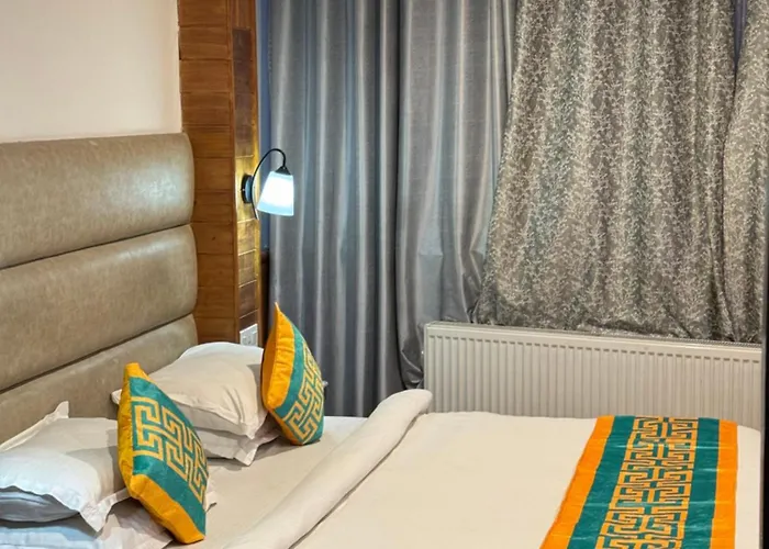 Hostel Dejavu