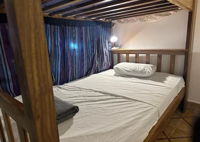 Neska Polita Hostel