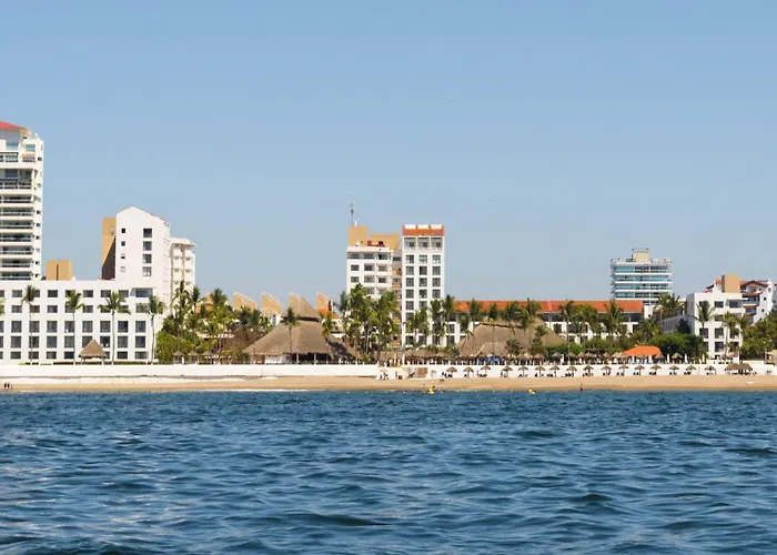  Meliá Puerto Vallarta –