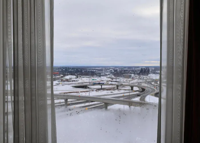 Travelodge By Wyndham Quebec City Hotel & Convention Centre