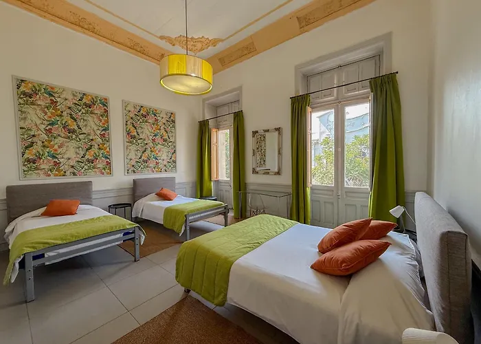 Happy House Hostel
