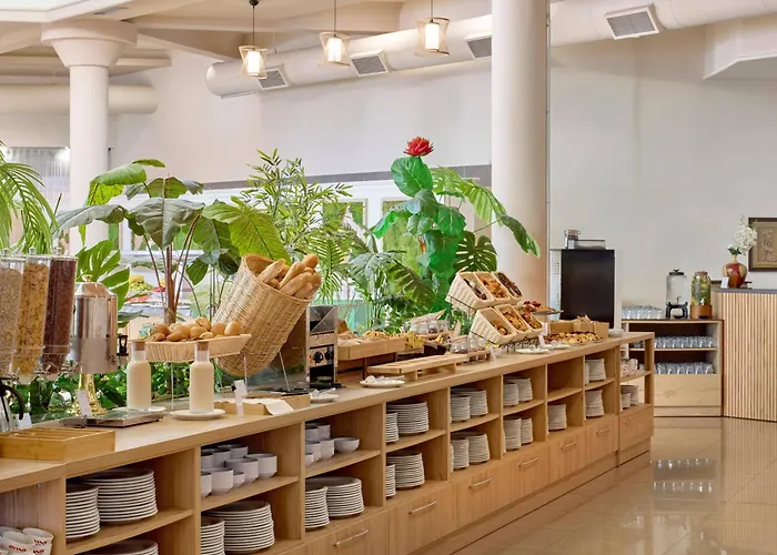 Resort: Sol Tropikal Durres