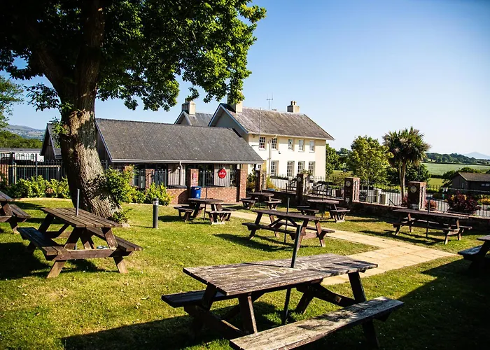 Coed Helen Holiday Park