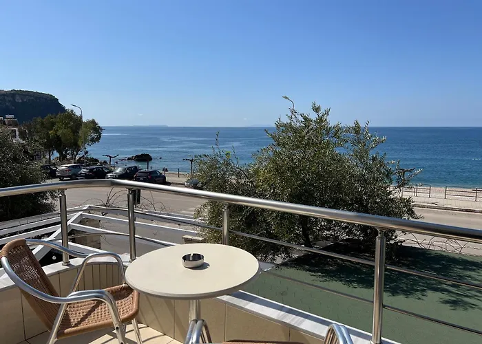 Hotel Prinos