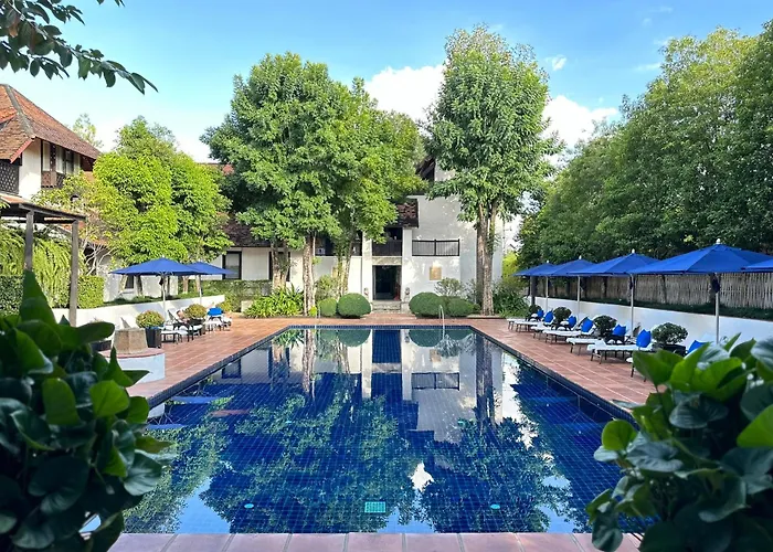 Romantic hotel: Rachamankha Hotel