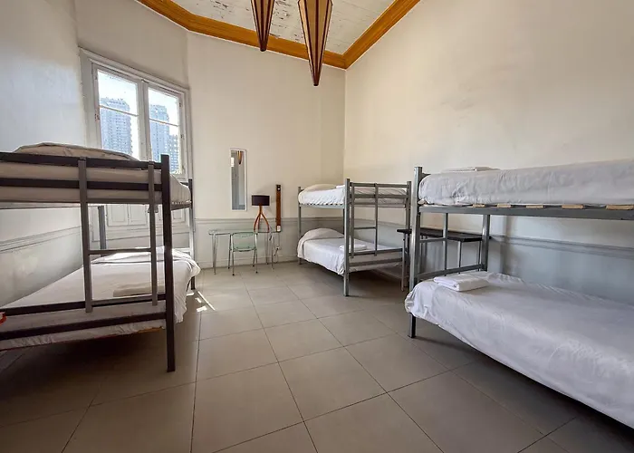 Happy House Hostel