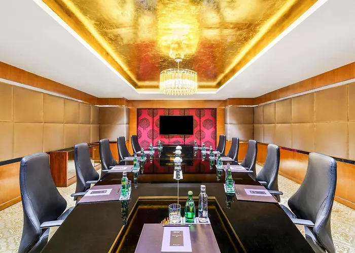 Pet Friendly hotel: Sofitel Mumbai Bkc