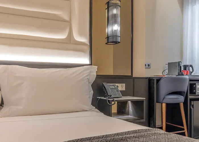 Central hotel: Hotel Santa Justa