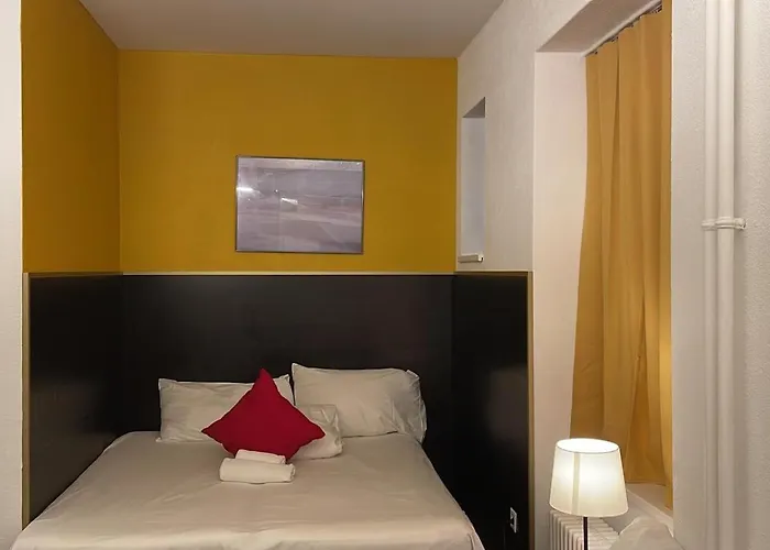 Apart hotel: Inside Five