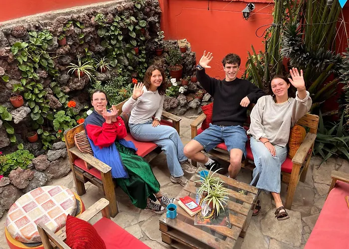 Econunay Hostels