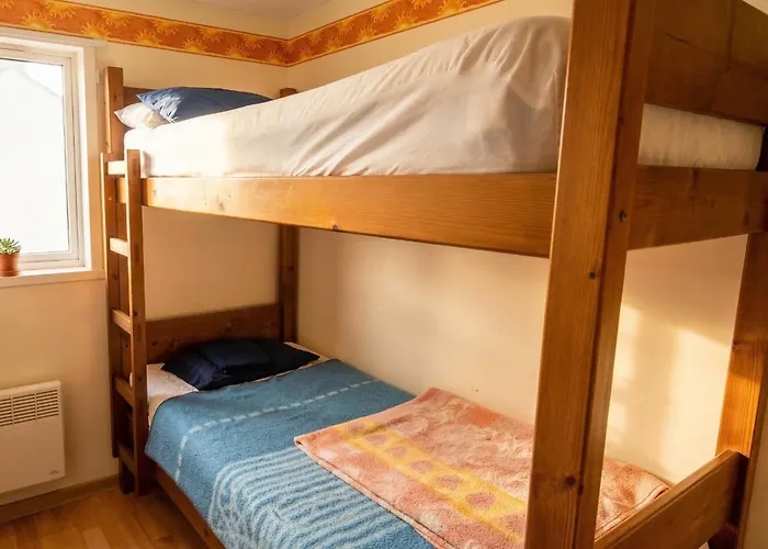 Hotel de playa: Camping Mola! Surf Loredo