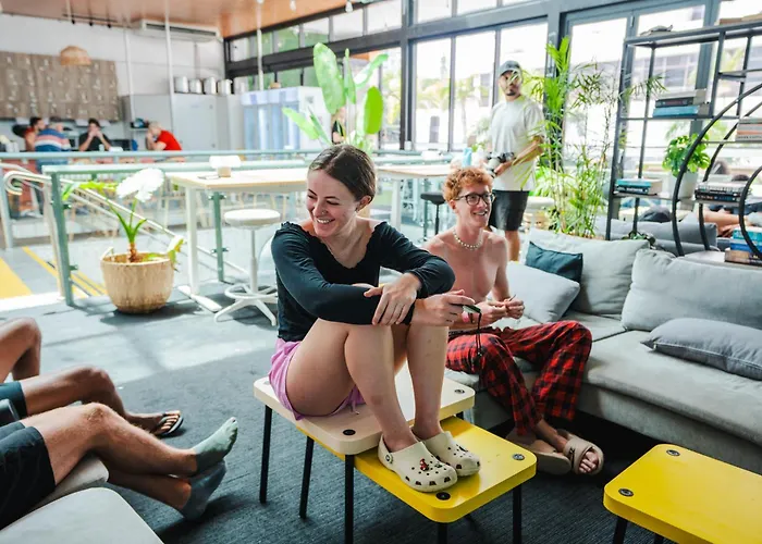 Tequila Sunrise Hostel Surfers Paradise