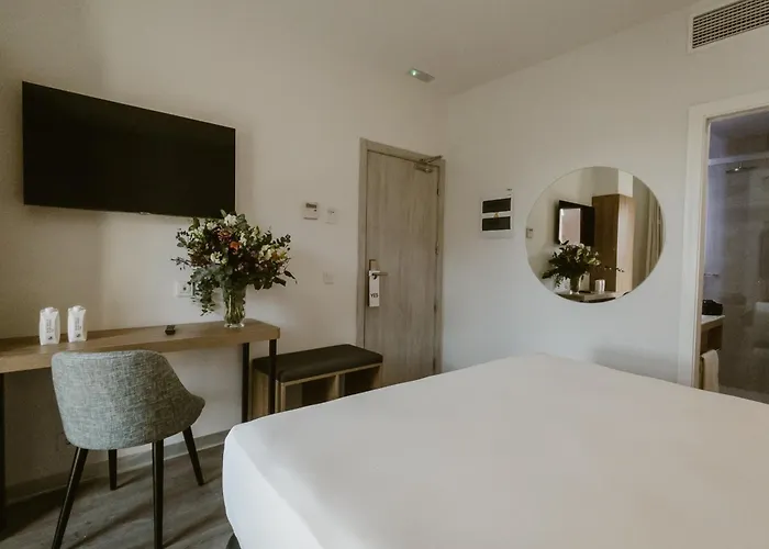 Zentrales Hotel: Petit Palace Vargas