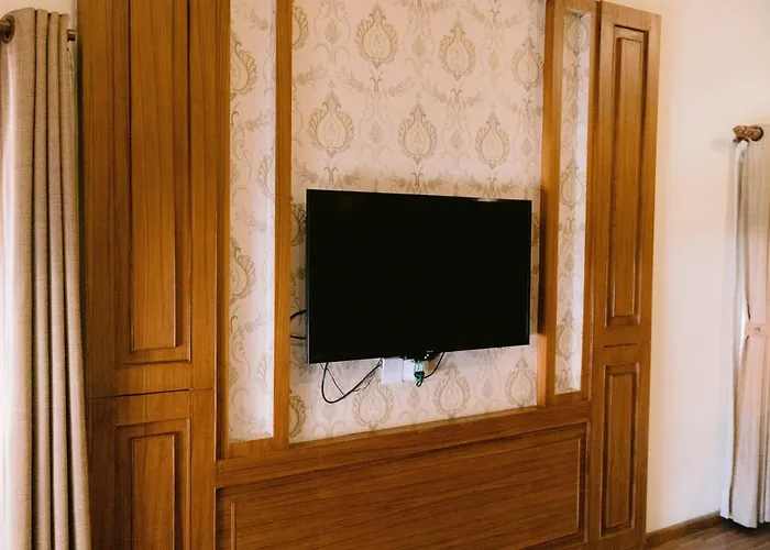 4 star hotel: Aranya Boutique Hotel