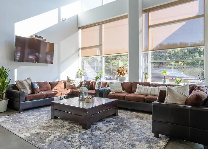 Fully Furnished Private Rooms & Full 4Bed 2Bath Furnished Apartments Temple Crossing