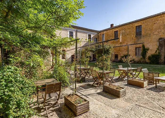 Auberge de jeunesse de l'abbaye de Cadouin