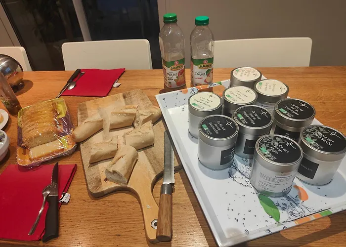 Gite Amaren Bidea A Aroue, Chez Simone Et Manu, Parfaitement Sur Le Gr65