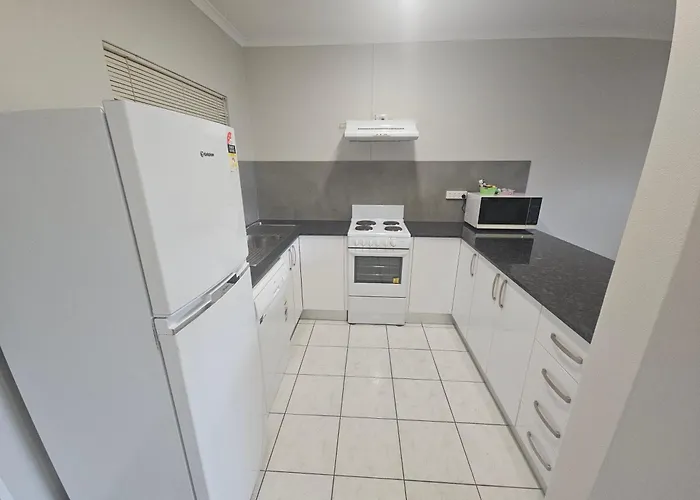 Tradewinds Mcleod Holiday Apartments