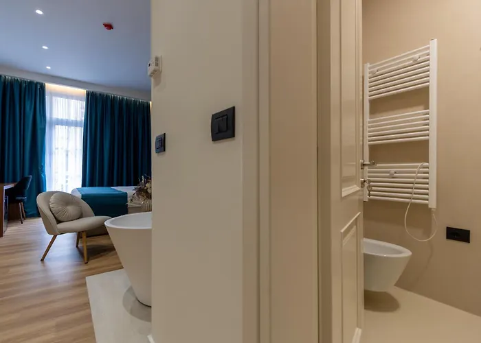 Cheap hotel: Golden City Hotel , Tirana