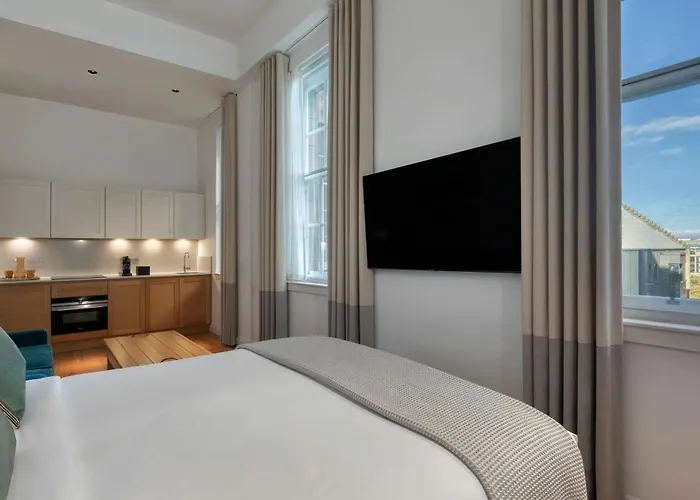 Old Town Chambers, Autograph Collection