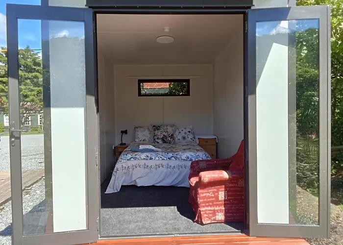 Brunnerton Lodge And Backpackers