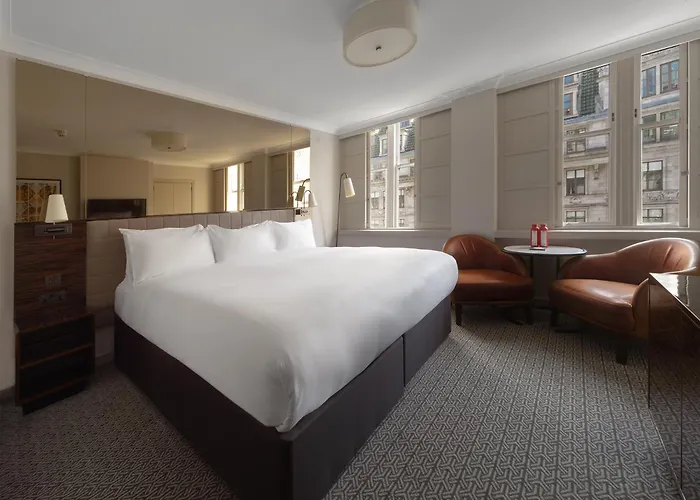 Luxury hotel only: Strand Palace