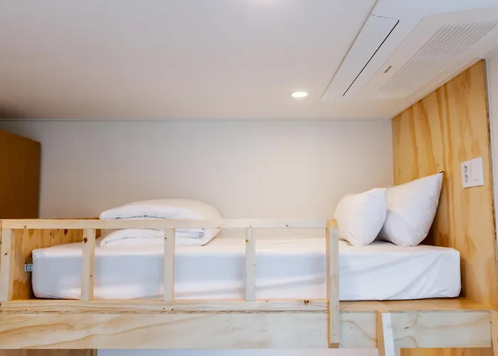Seoulite Inn Myeongdong Formerly - Step Inn Myeongdong 2