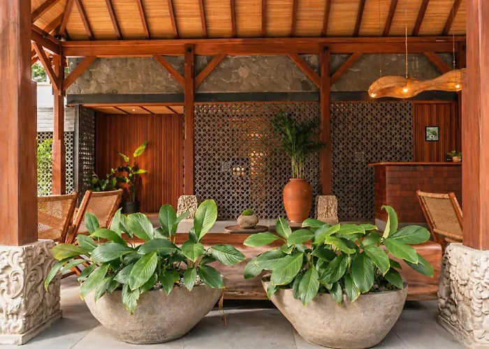  Yulia Village Inn Ubud