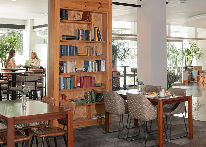 Luxury hotel only: Hotel Viaggio Nueve Tres
