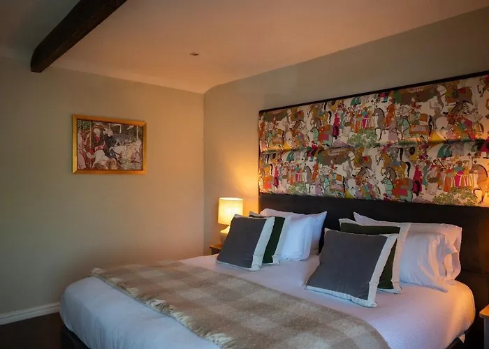 4 star hotel: The George At Backwell