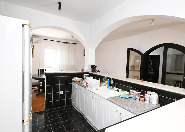 Hostel Holiday Cetinje