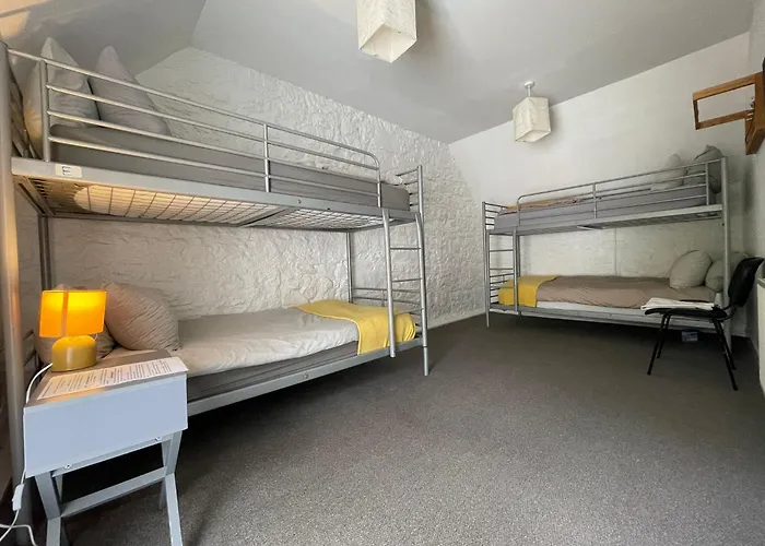 Hartfield House Hostel