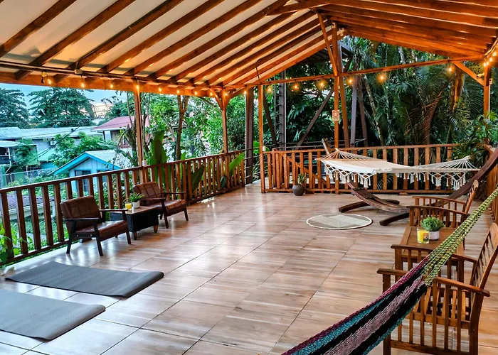 Aracari Garden Hostel