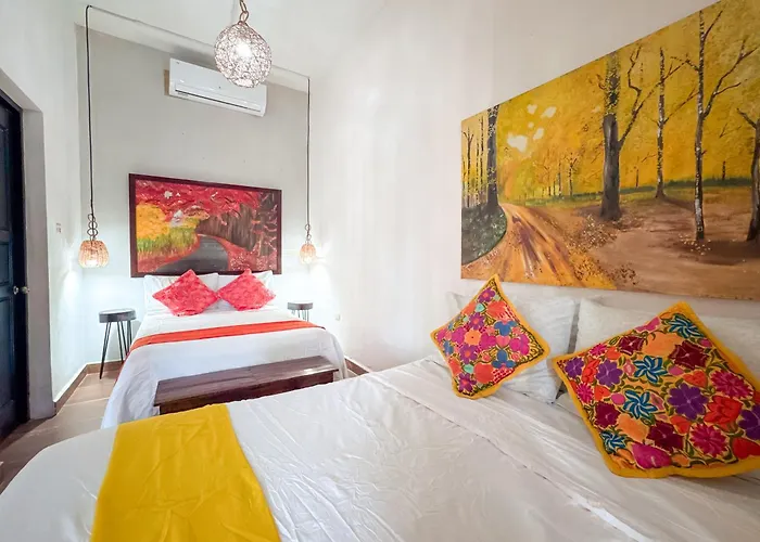 Casa Aluxes Hotel