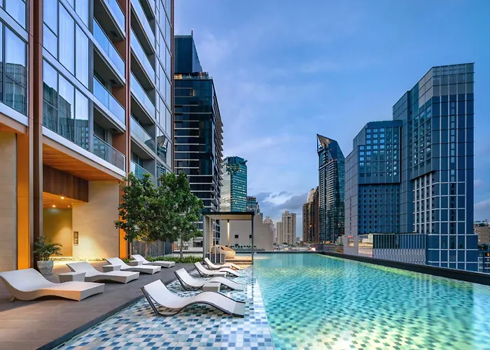 Hotel 5 Estrellas Oakwood Suites Bangkok