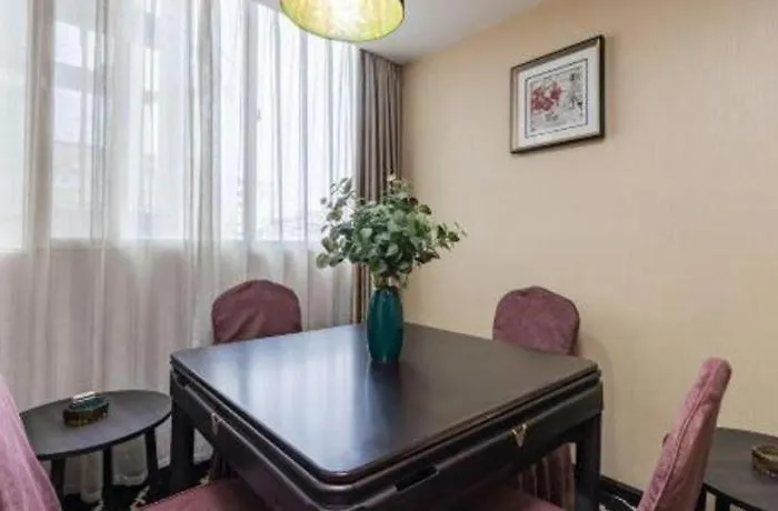 Kunming Long Way Hotel