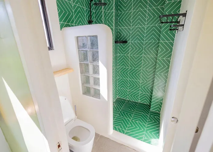 Happiness Hostel Boracay