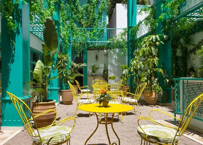 Ibis Styles Athens Routes