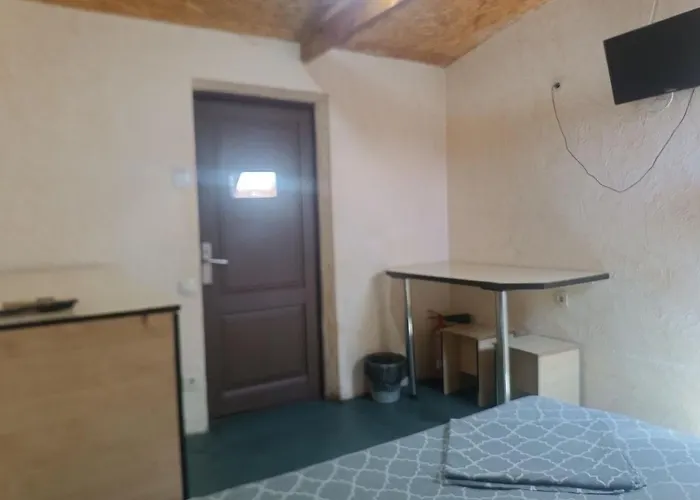 Logovo Hostel