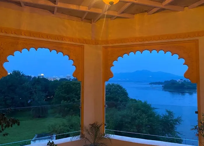 Kid friendly hotel Grand Bhagwat