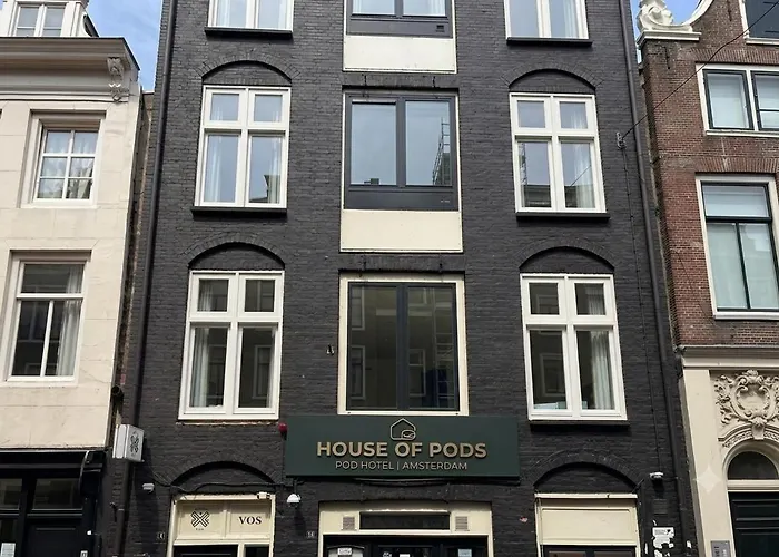 Crossroads Hostel Amsterdam
