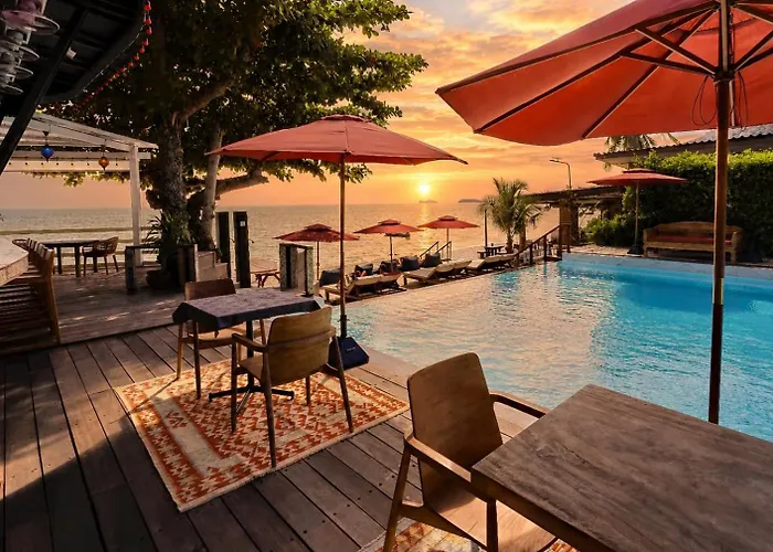 Sunset Beach Hotel - Adults Only