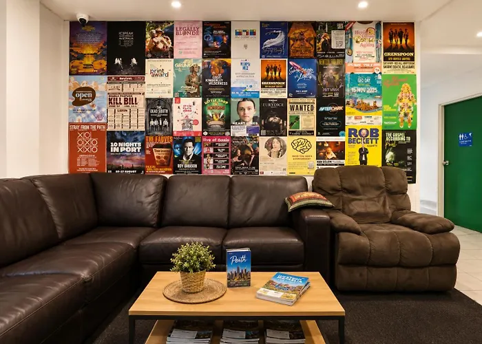 Perth City Backpackers Hostel - Note - Valid Passport Required To Check In