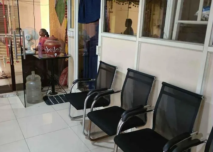 Classic Dormitory In Visakhapatnam, Vizag, Near Beach, Station & Bus Stand With Ac Dormitory & Free Wifi