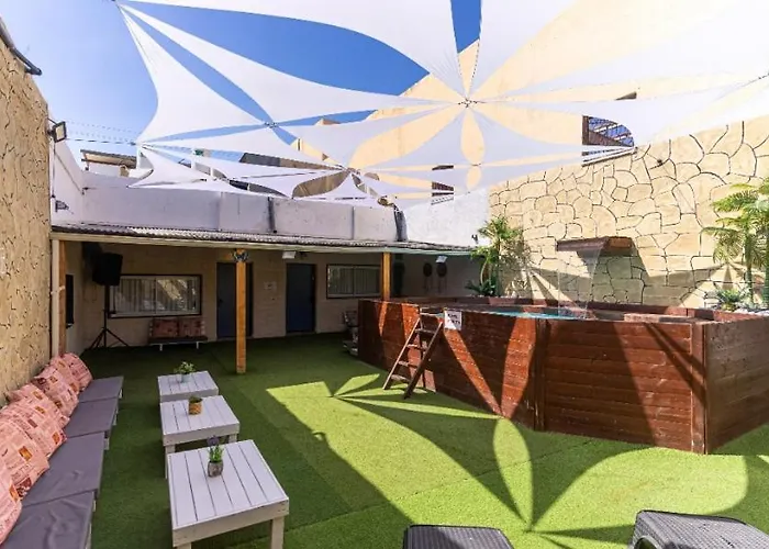 Fata Morgana Hostel