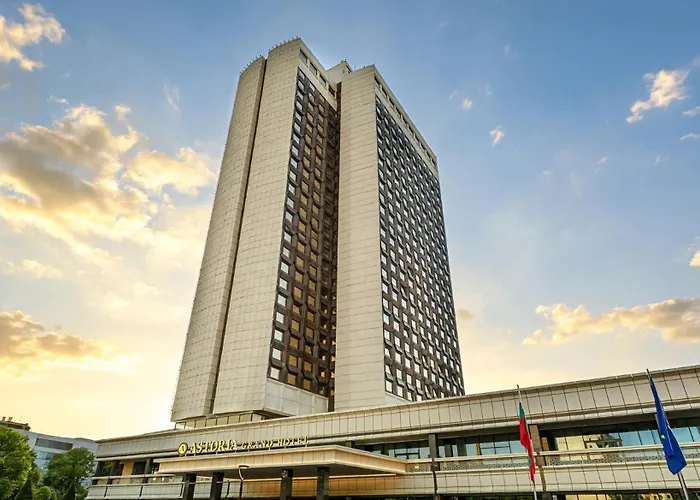 Astoria Grand Hotel
